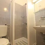 Ana *